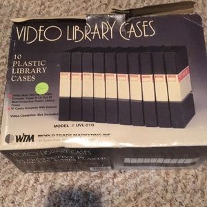 NWOT box of video library cases, 10 count